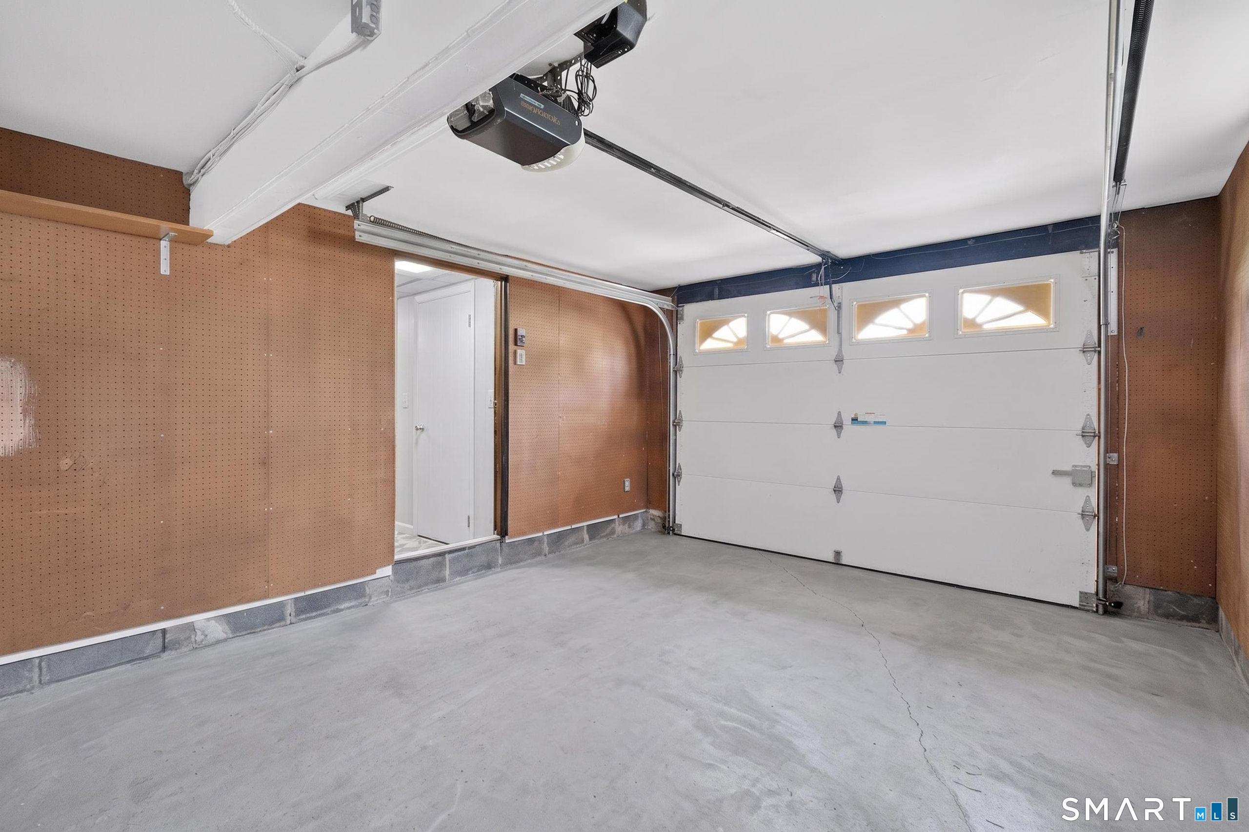 26 Crestwood Road Milford CT 06460