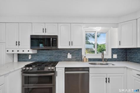 26 Crestwood Road Milford CT 06460