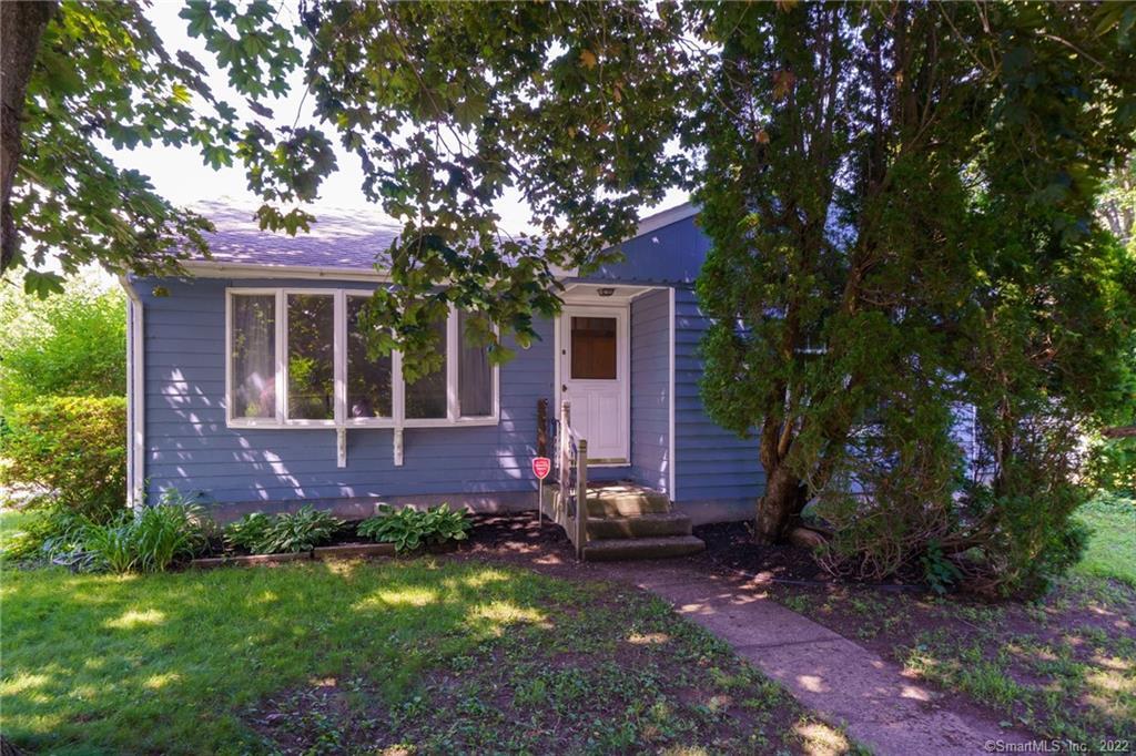 6 Michael Lane Ledyard CT 06339
