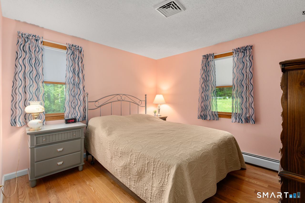 6 Mason Road Willington CT 06279