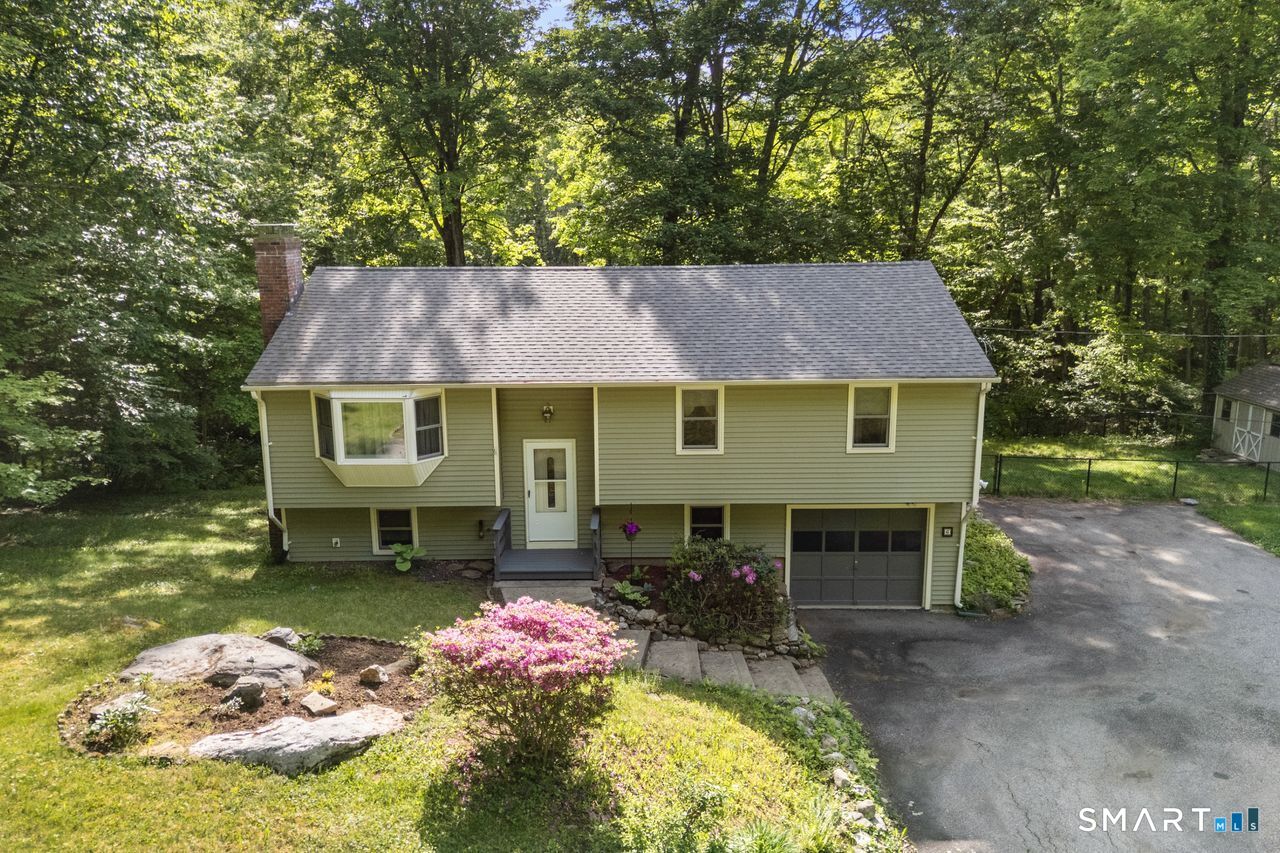 6 Mason Road Willington CT 06279