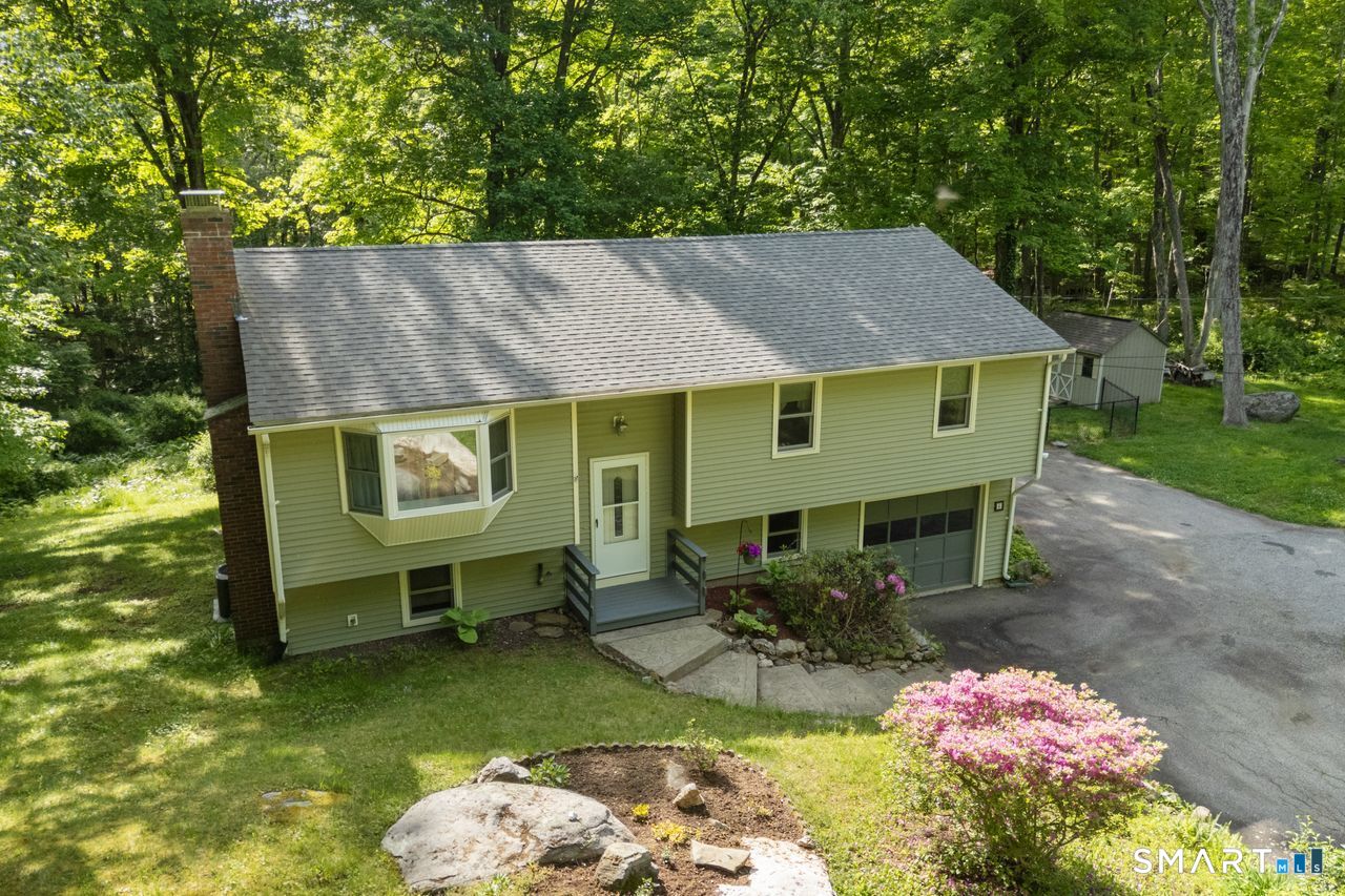 6 Mason Road Willington CT 06279