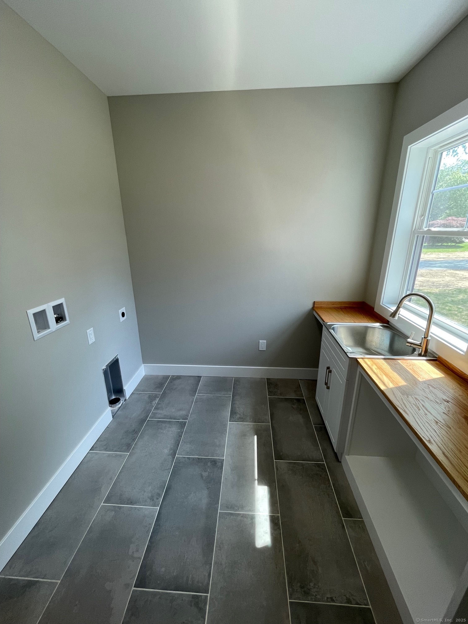 152 Stanavage Road Colchester CT 06415