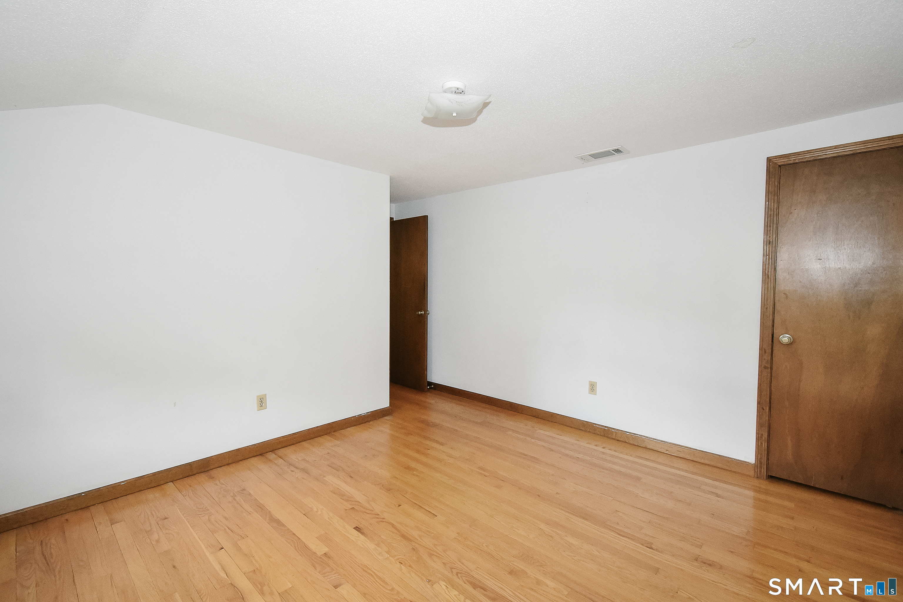 196 Hillcrest Avenue New Britain CT 06053