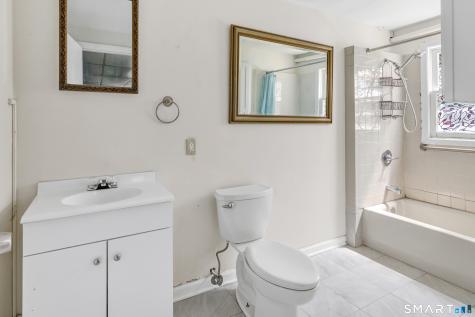 33 Fuller Street Naugatuck CT 06770