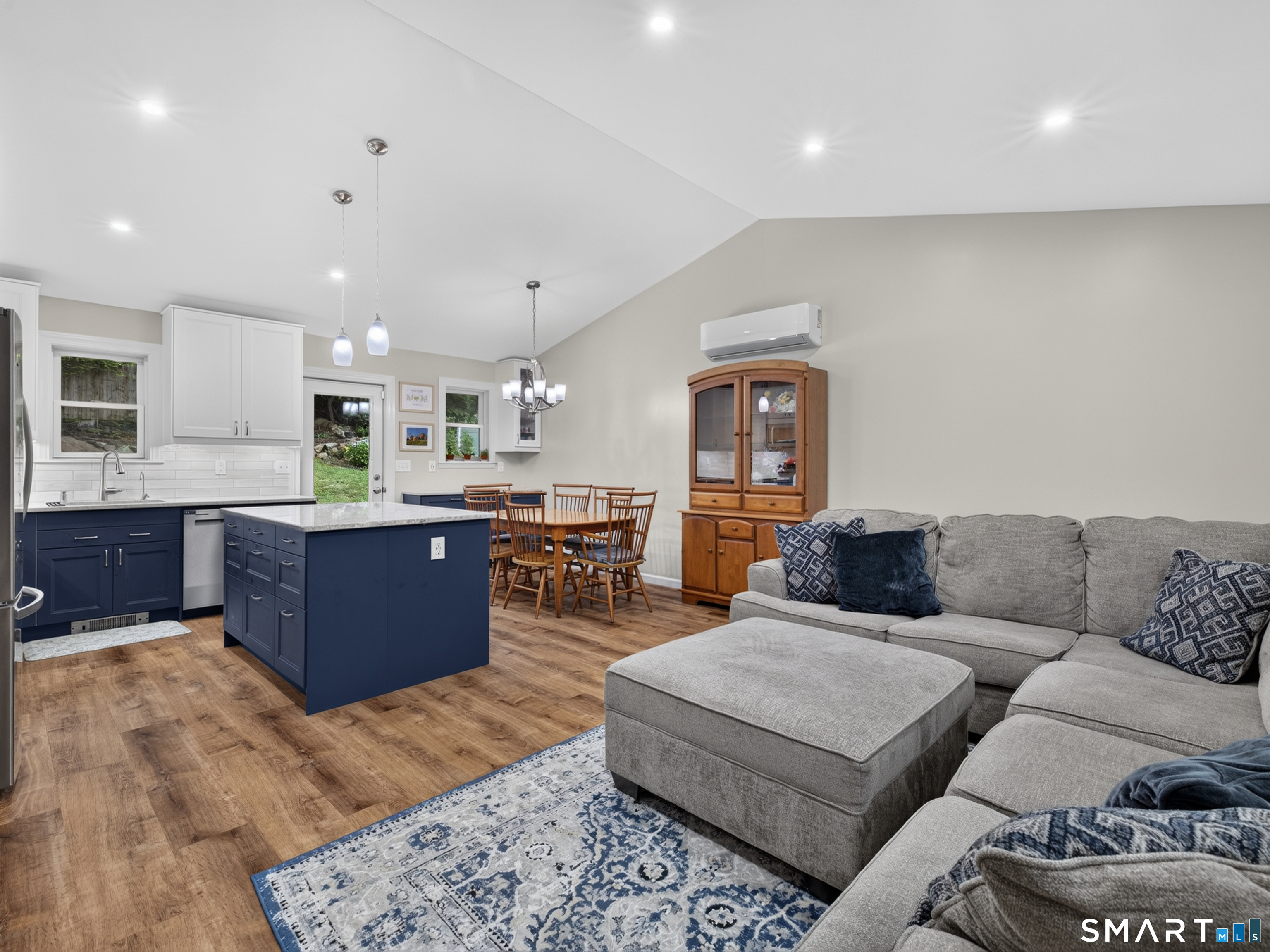 46 Spring Glen Road East Lyme CT 06357