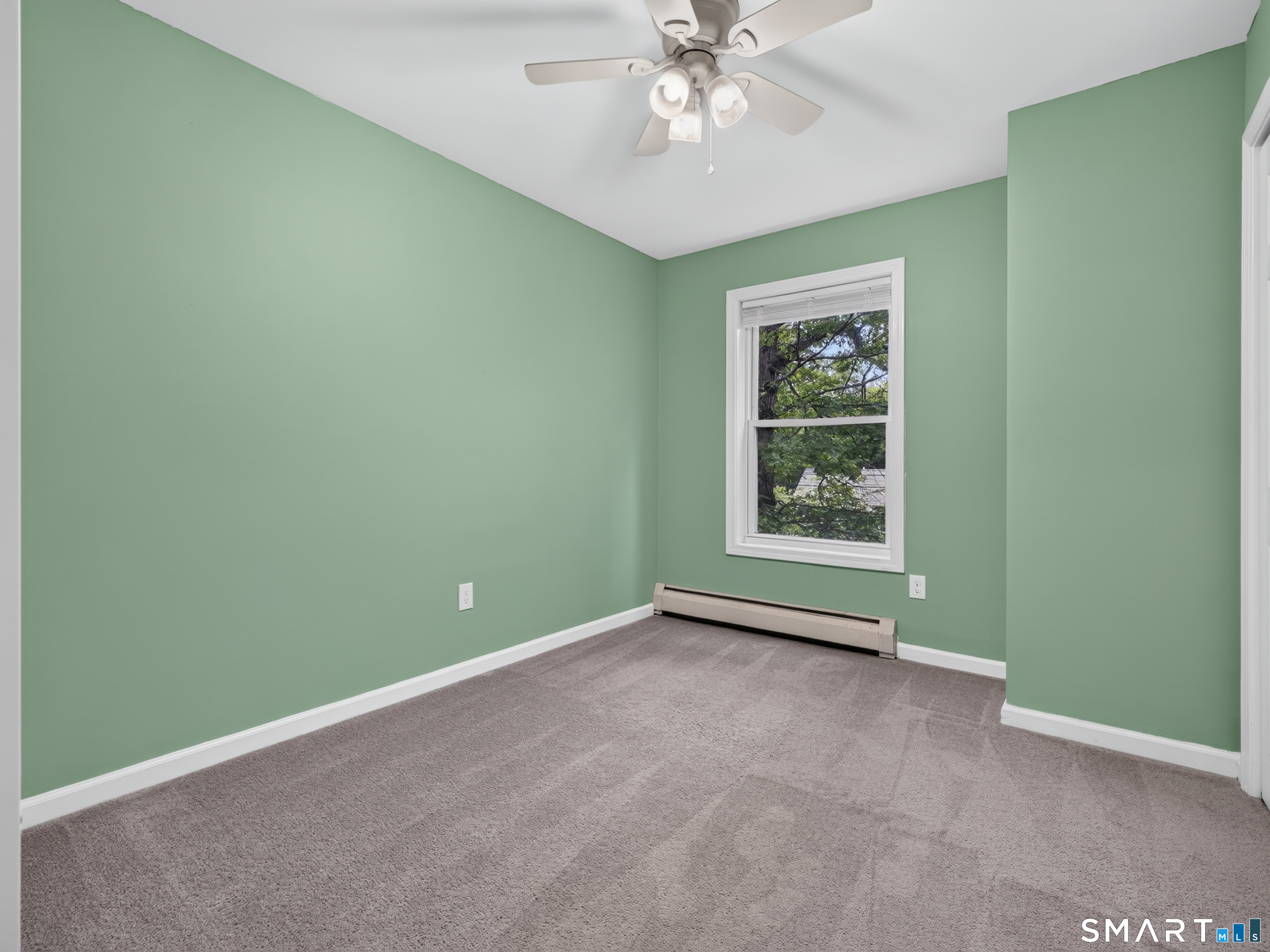 46 Spring Glen Road East Lyme CT 06357