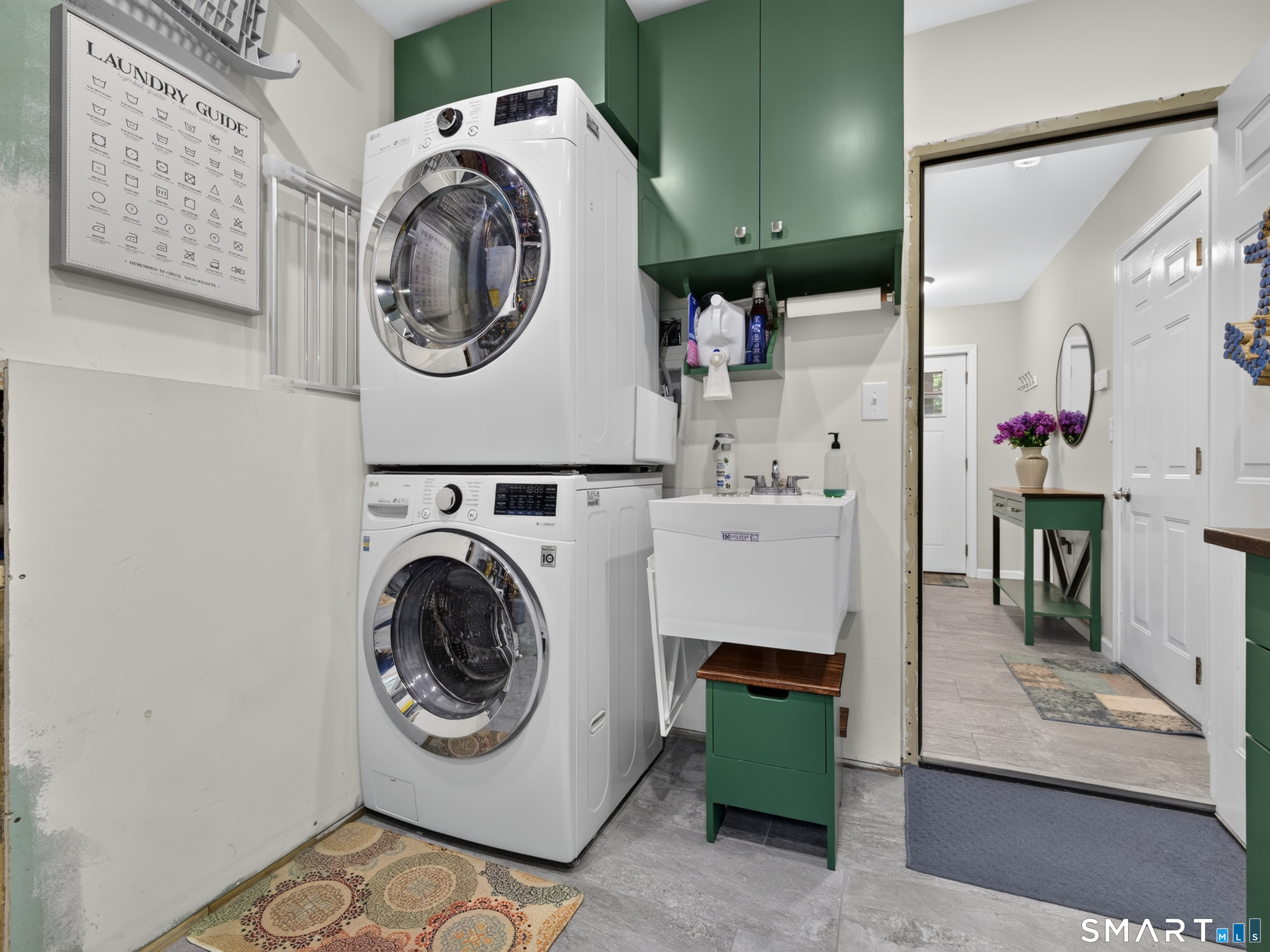 46 Spring Glen Road East Lyme CT 06357