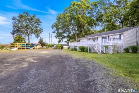 46 Spring Glen Road East Lyme CT 06357