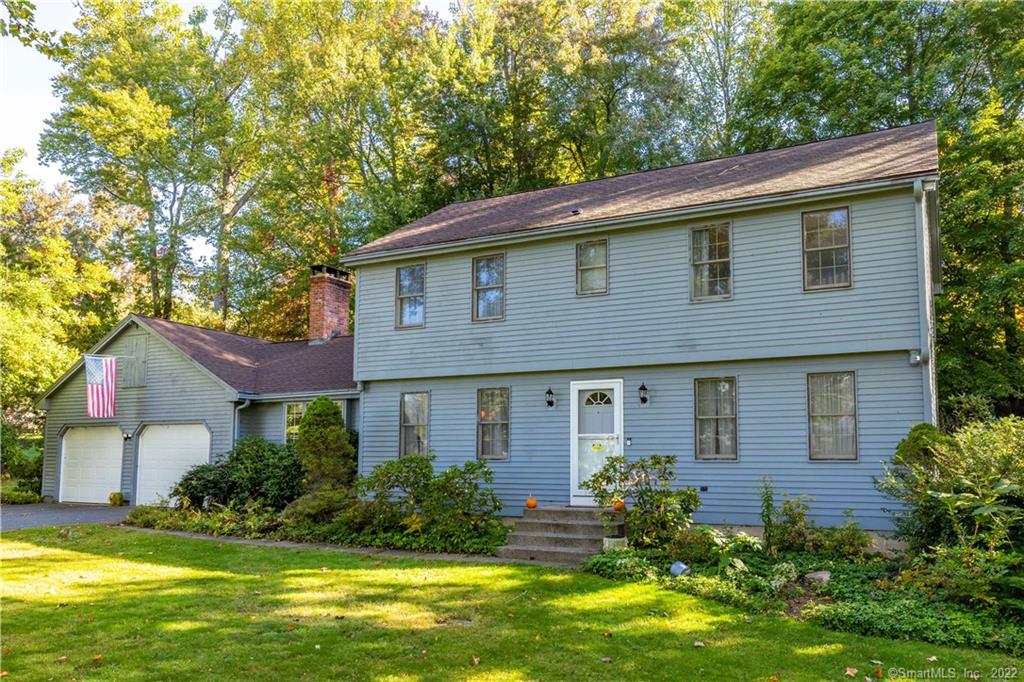 25 Old Carriage Road Portland CT 06480
