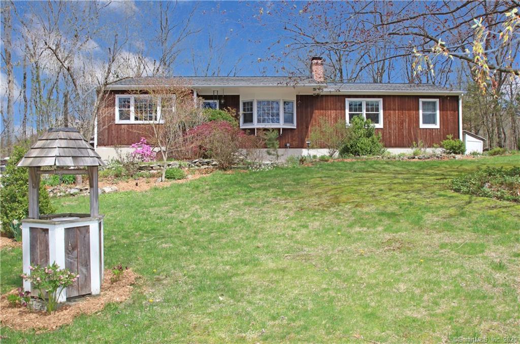 8 Melody Lane Newtown CT 06470