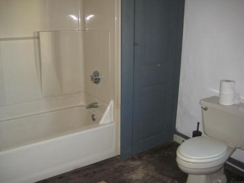 8 Vergason Avenue Norwich CT 06360