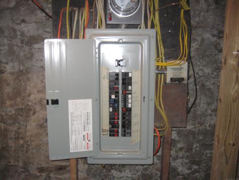 8 Vergason Avenue Norwich CT 06360