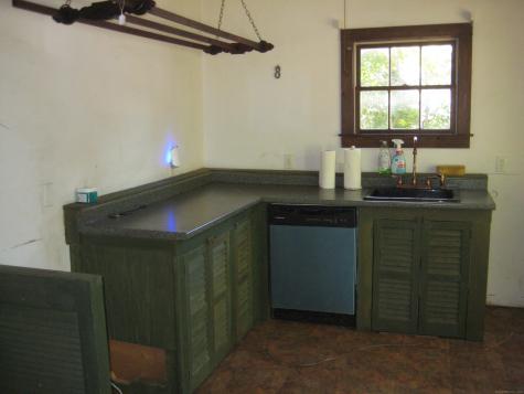 8 Vergason Avenue Norwich CT 06360