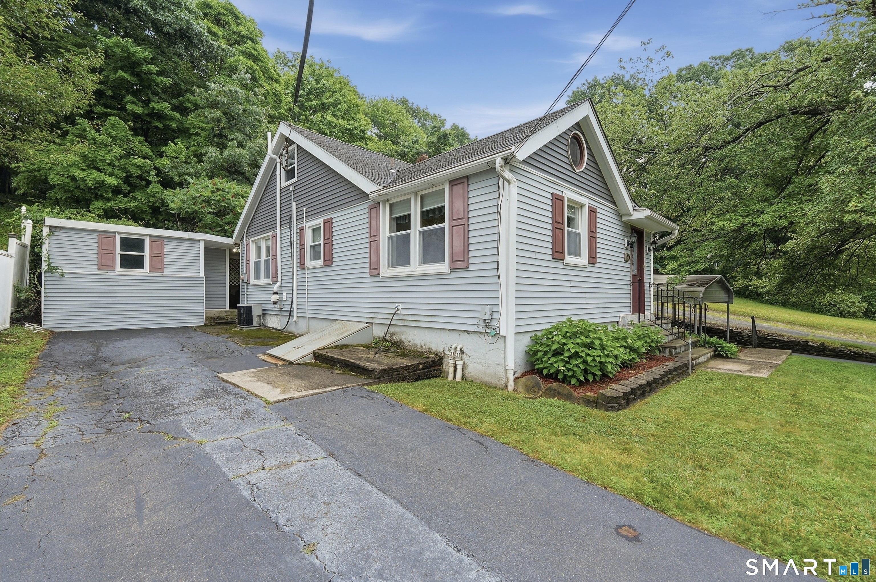 281 East Street Wolcott CT 06716