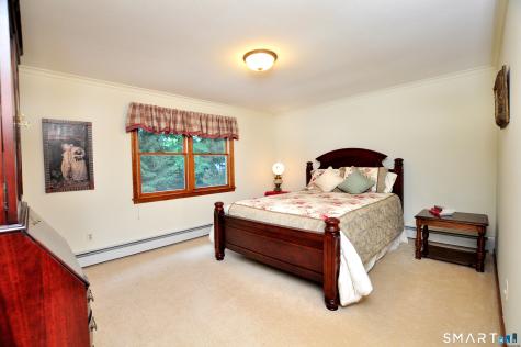 32 Tall Timbers Drive Farmington CT 06032