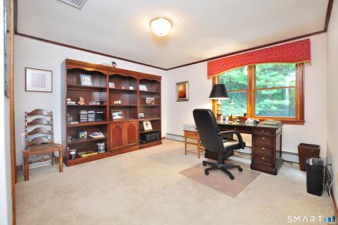 32 Tall Timbers Drive Farmington CT 06032