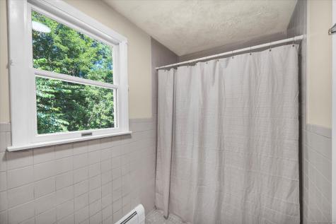 24 Iron Gate Lane Cromwell CT 06416