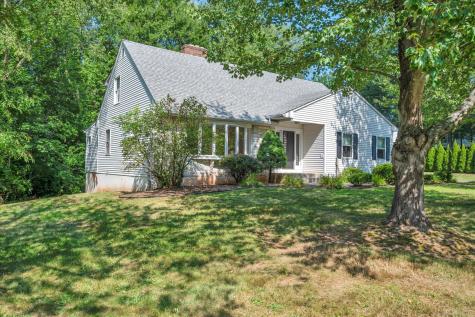 24 Iron Gate Lane Cromwell CT 06416