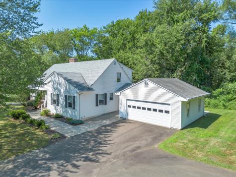 24 Iron Gate Lane Cromwell CT 06416