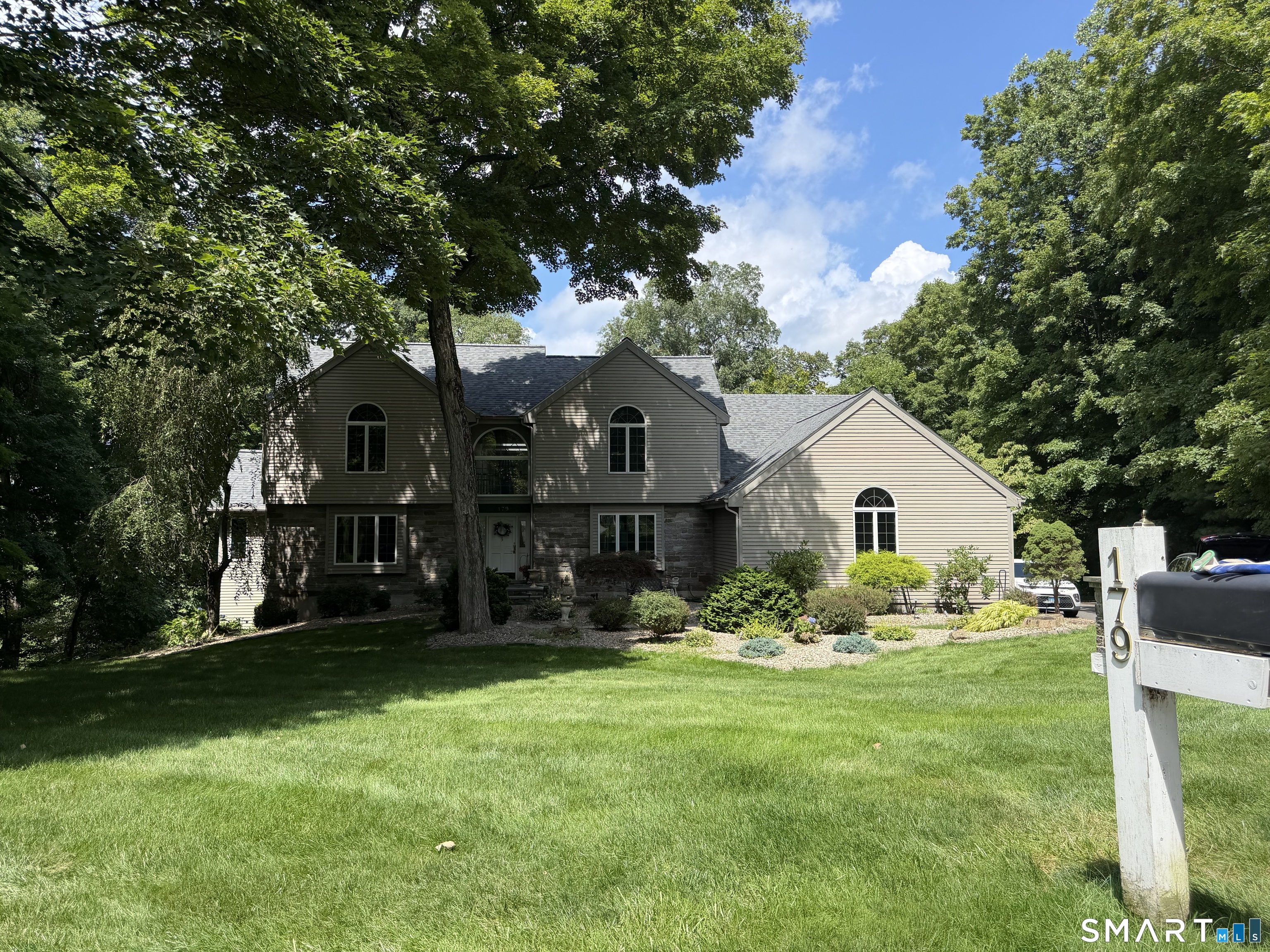 179 Sherwood Drive Glastonbury CT 06033