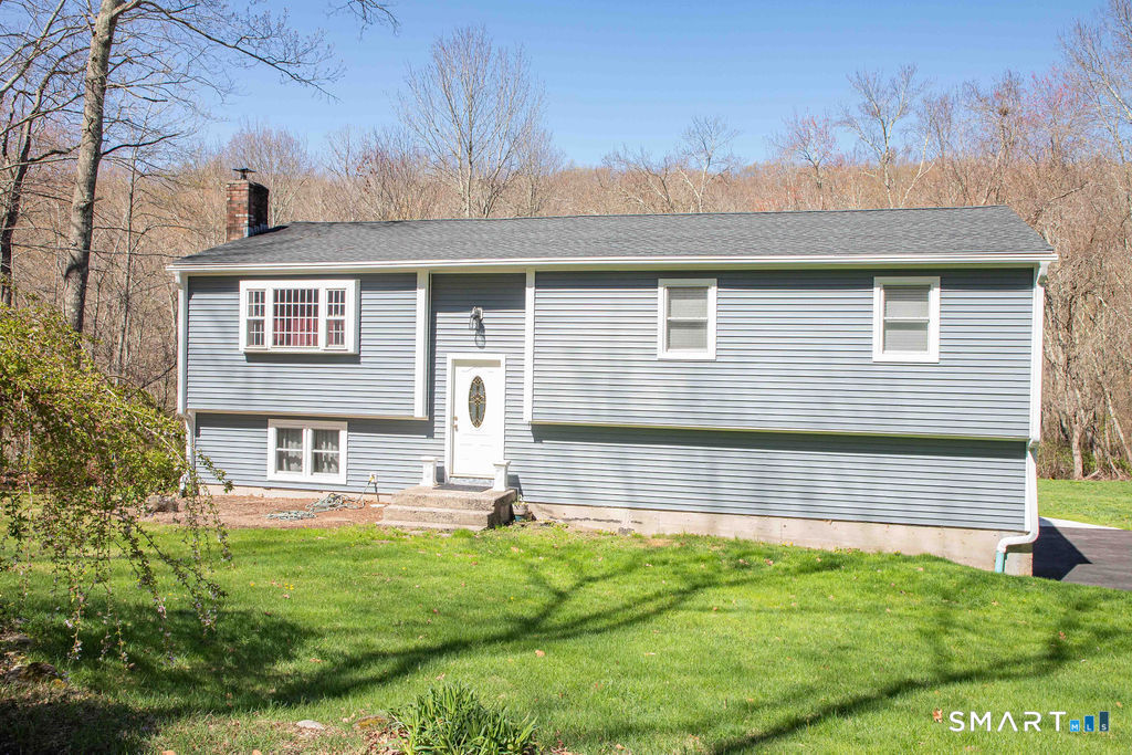 27 Old Skinner Street East Hampton CT 06424
