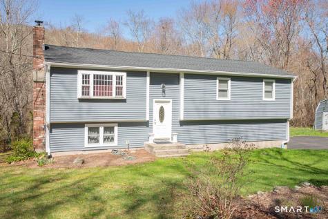 27 Old Skinner Street East Hampton CT 06424