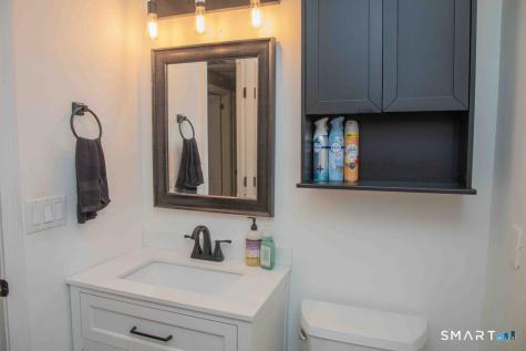 27 Old Skinner Street East Hampton CT 06424