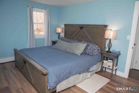 27 Old Skinner Street East Hampton CT 06424