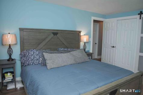 27 Old Skinner Street East Hampton CT 06424