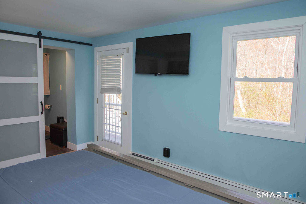 27 Old Skinner Street East Hampton CT 06424