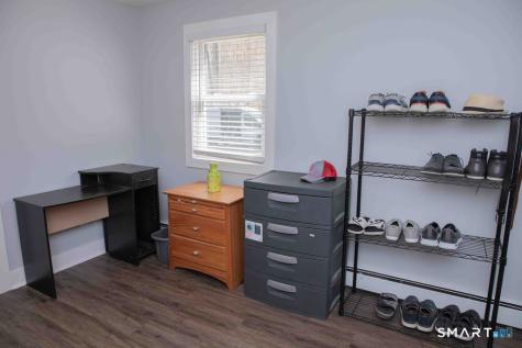 27 Old Skinner Street East Hampton CT 06424