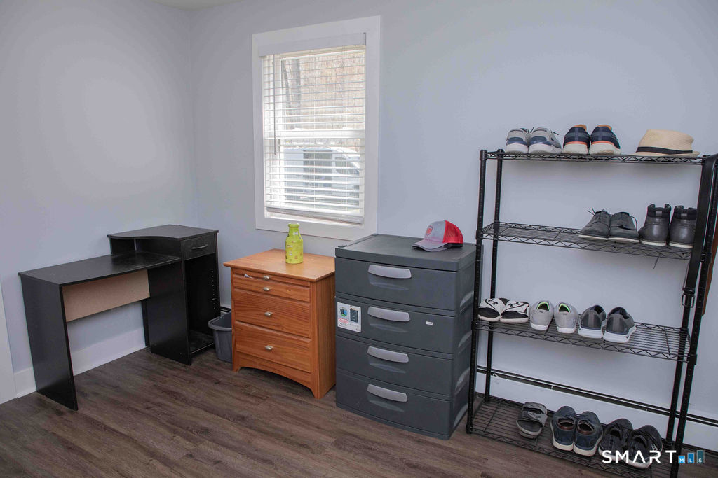 27 Old Skinner Street East Hampton CT 06424