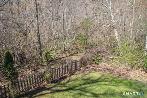 27 Old Skinner Street East Hampton CT 06424