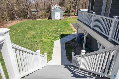 27 Old Skinner Street East Hampton CT 06424