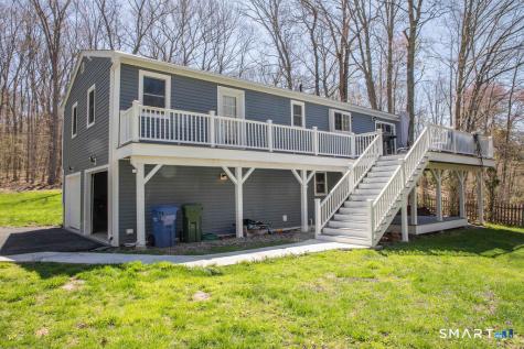 27 Old Skinner Street East Hampton CT 06424