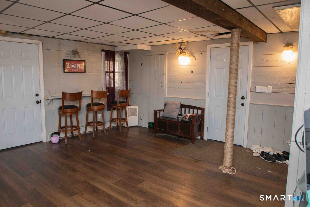 27 Old Skinner Street East Hampton CT 06424