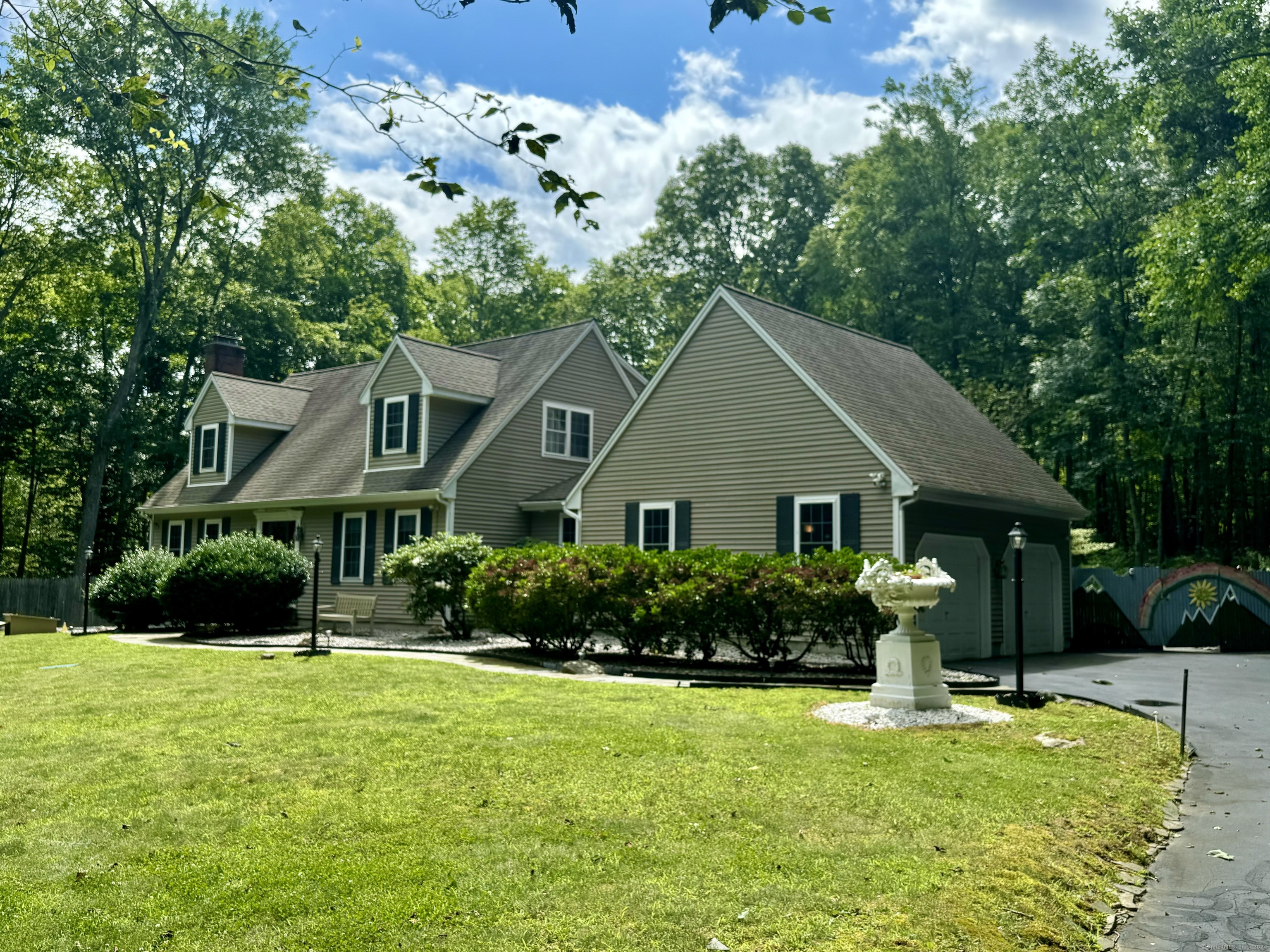 22 Whitewood Drive East Haddam CT 06423