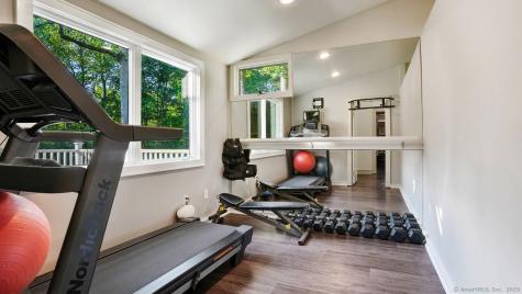 6 Nutcracker Lane Westport CT 06880