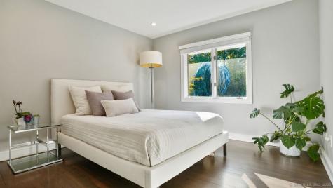 6 Nutcracker Lane Westport CT 06880