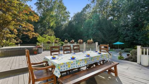 6 Nutcracker Lane Westport CT 06880