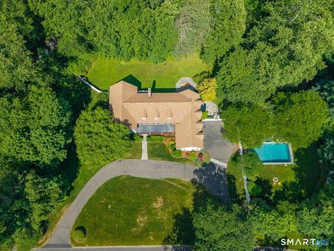 27 Woody Lane Westport CT 06880