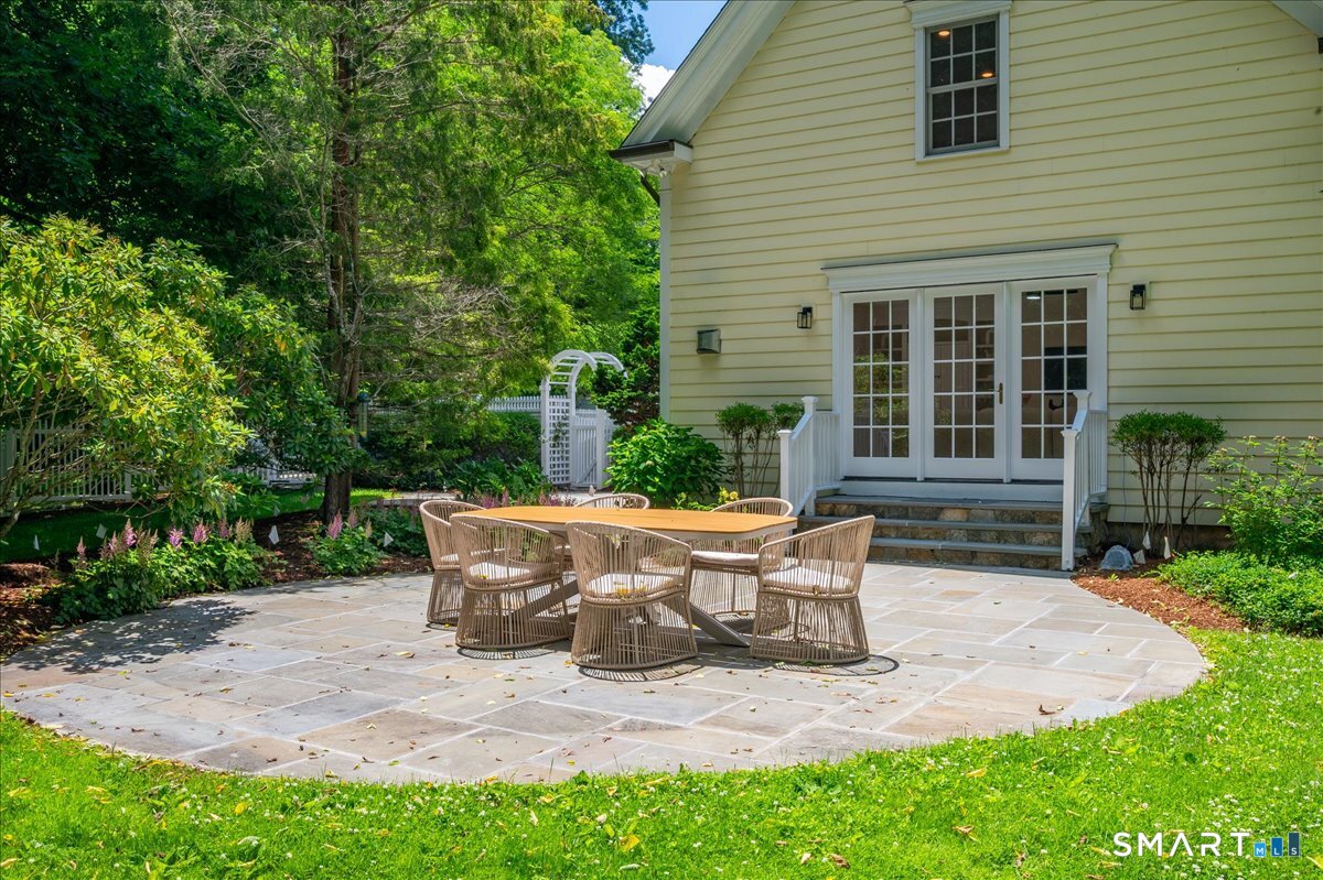 27 Woody Lane Westport CT 06880