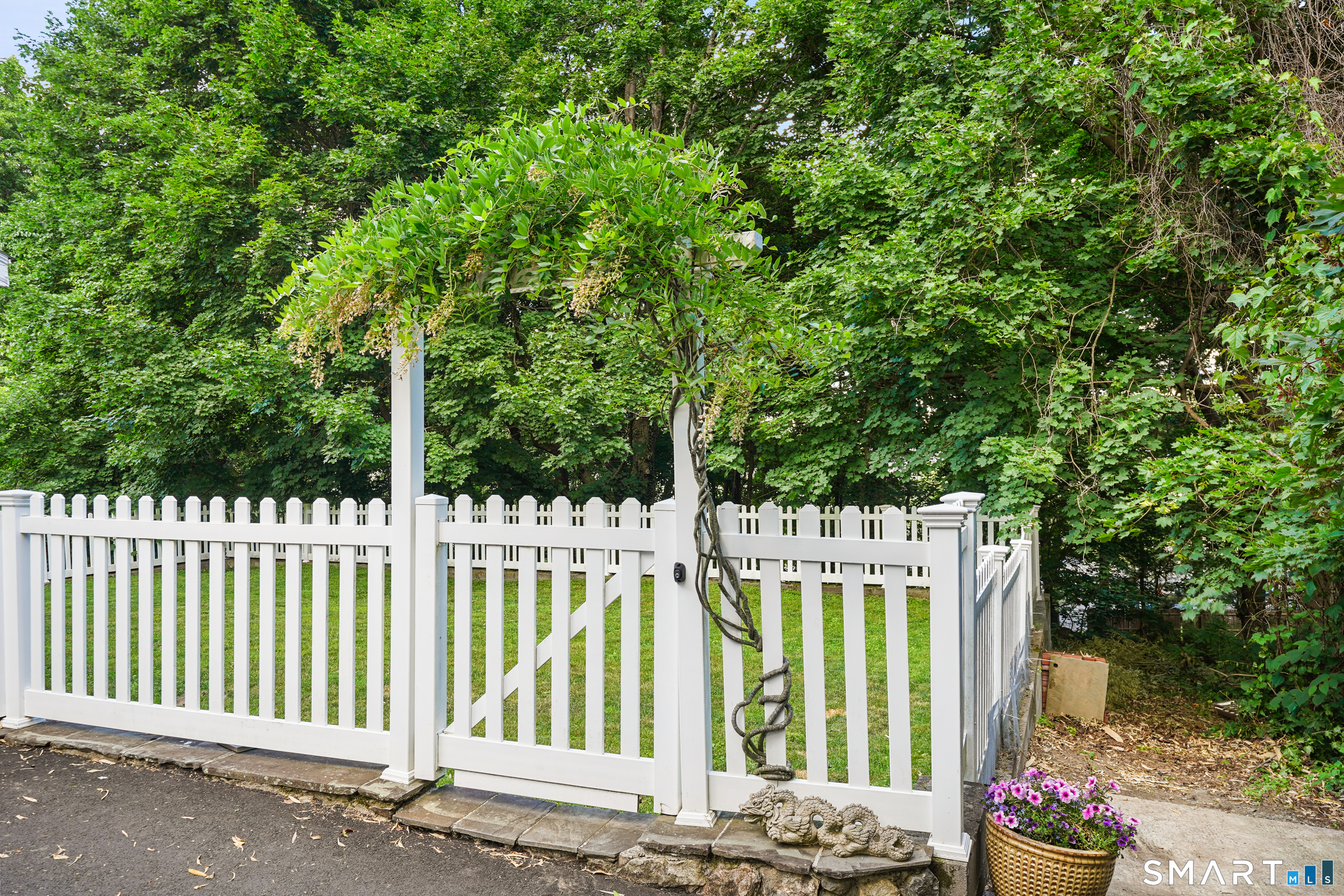12 Island Hill Avenue Ridgefield CT 06877