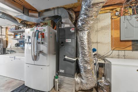 19 Desjardins Drive Montville CT 06382