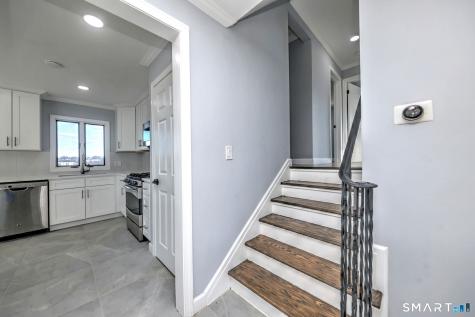 206 Bridgeview Place Stratford CT 06614