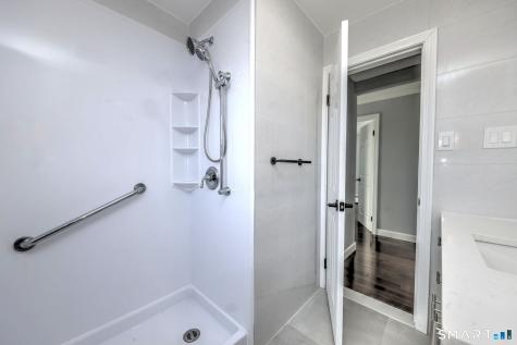 206 Bridgeview Place Stratford CT 06614
