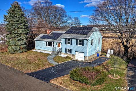 206 Bridgeview Place Stratford CT 06614