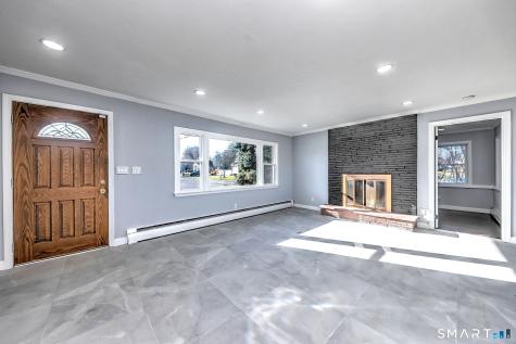 206 Bridgeview Place Stratford CT 06614