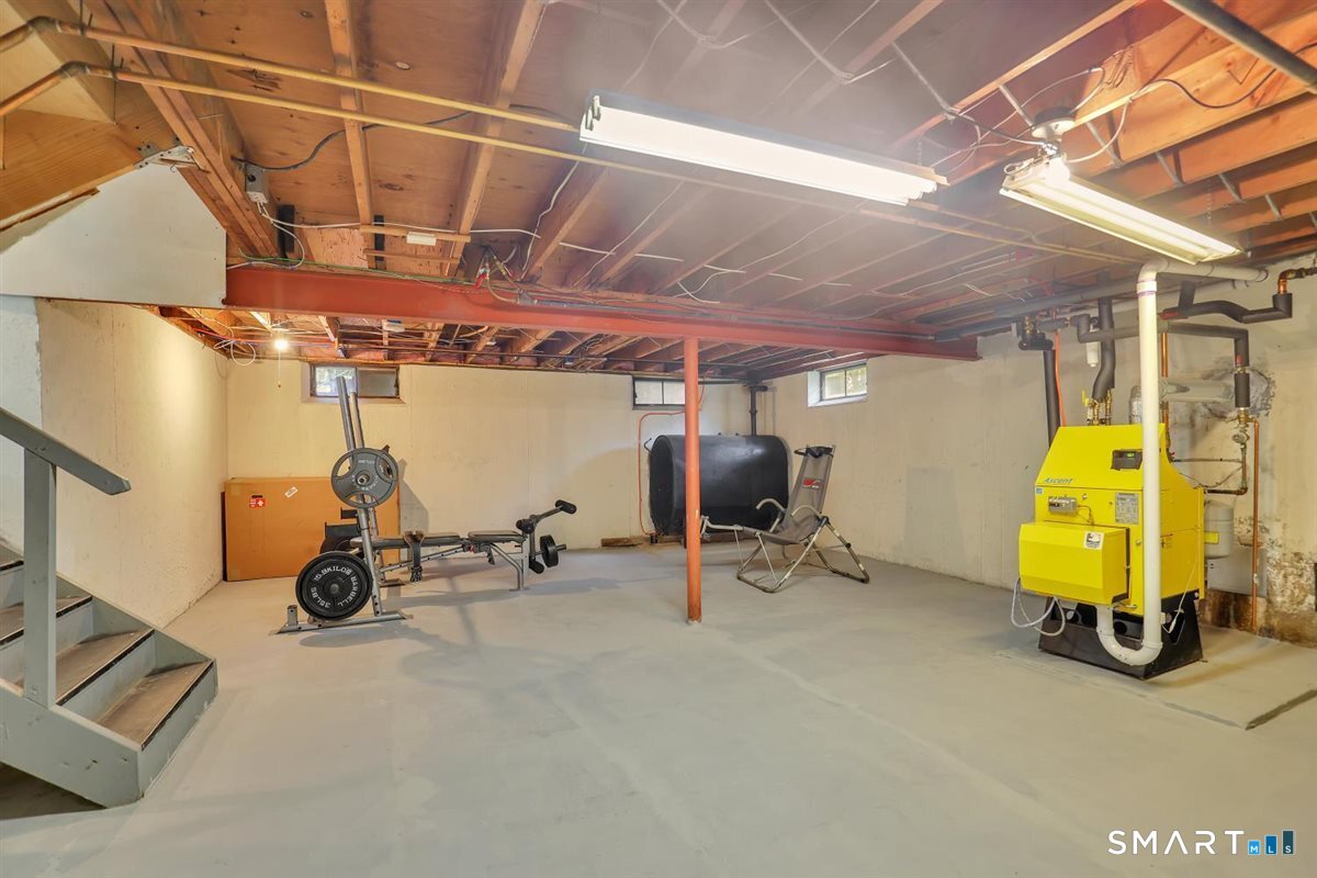 221 Monroe Street East Hartford CT 06118
